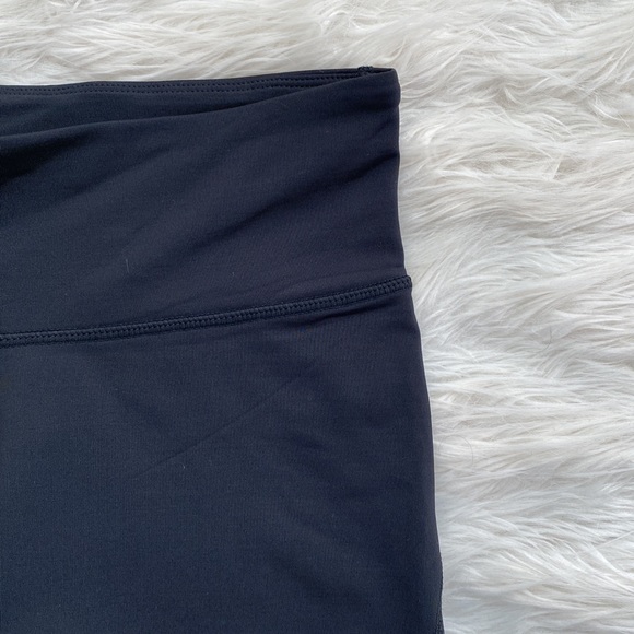 Road Runner | Black Biker Shorts - Picture 3 of 13